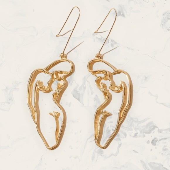 Jewelry - New body shape earrings